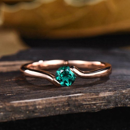 5月の誕生石 エメラルド 婚約指輪 グリーンジェムストーン ソリティア